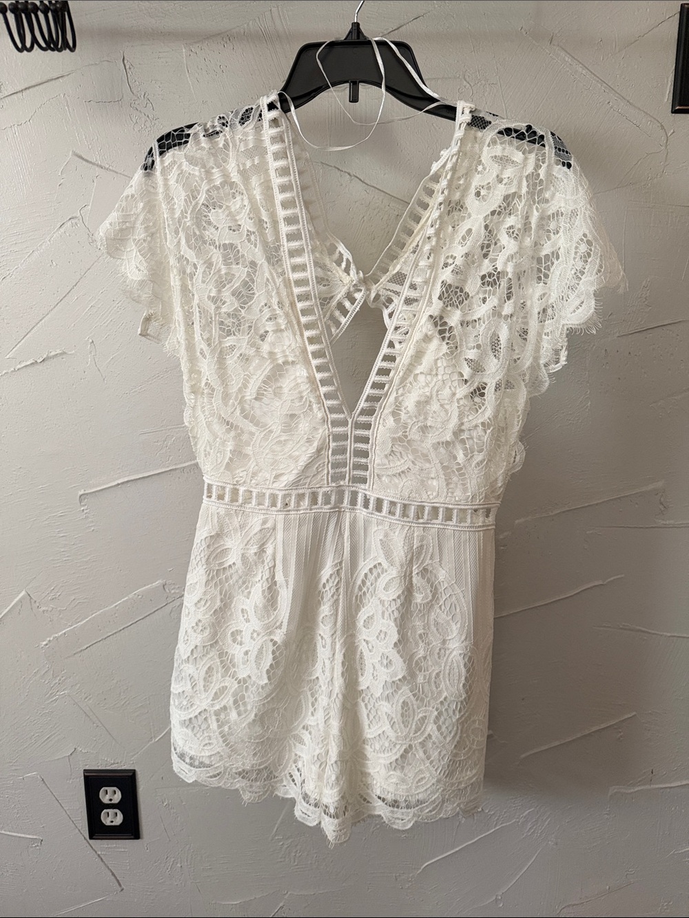 Women's White Lace V-Neck Romper